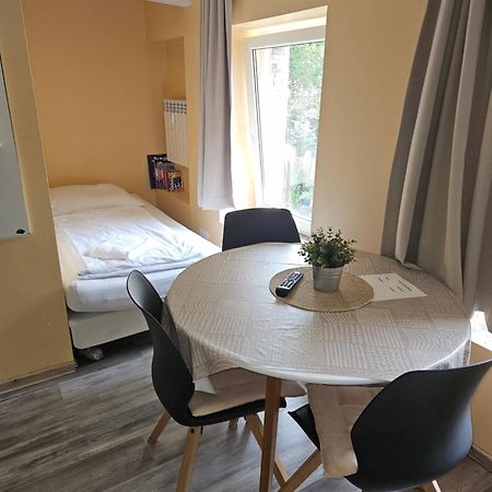 Pension 11 Apartments By Lorenc 柏林 外观 照片